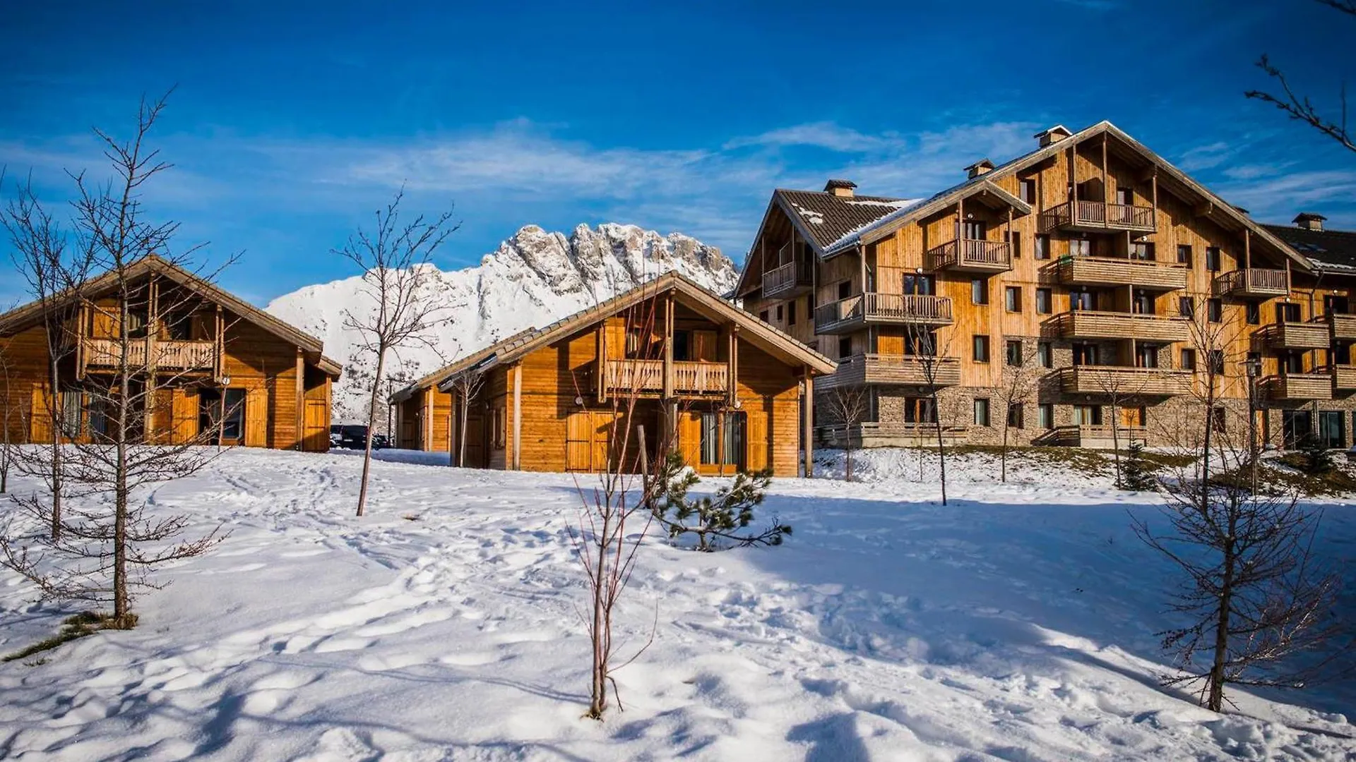 Charmant 2 Pieces 4 Personnes Au Rez-De-Chaussee Avec Balcon - Residence Le Hameau Du Puy - Fr-1-504-572 SuperDevoluy Apartment